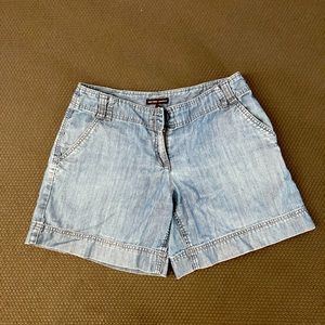 New York and Company women’s denim shorts, sz 6